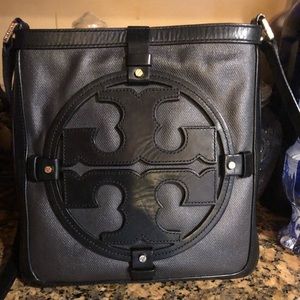 Tory Burch crossbody purse